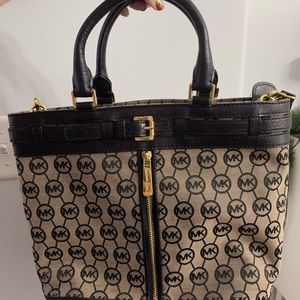 Authentic Michael Kors purse